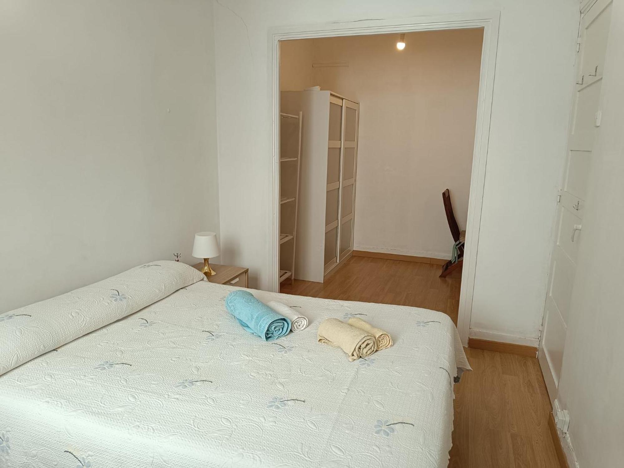 Piso Antiguo, Muebles Viejos, Muy Sencillo, Alquilado En Invierno A Estudiantes, Sin Ascensor, Cocina Antigua A Gas, Edificio Muy Antiguo Apartment A Coruna Luaran gambar
